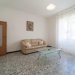 Happy Apartment *